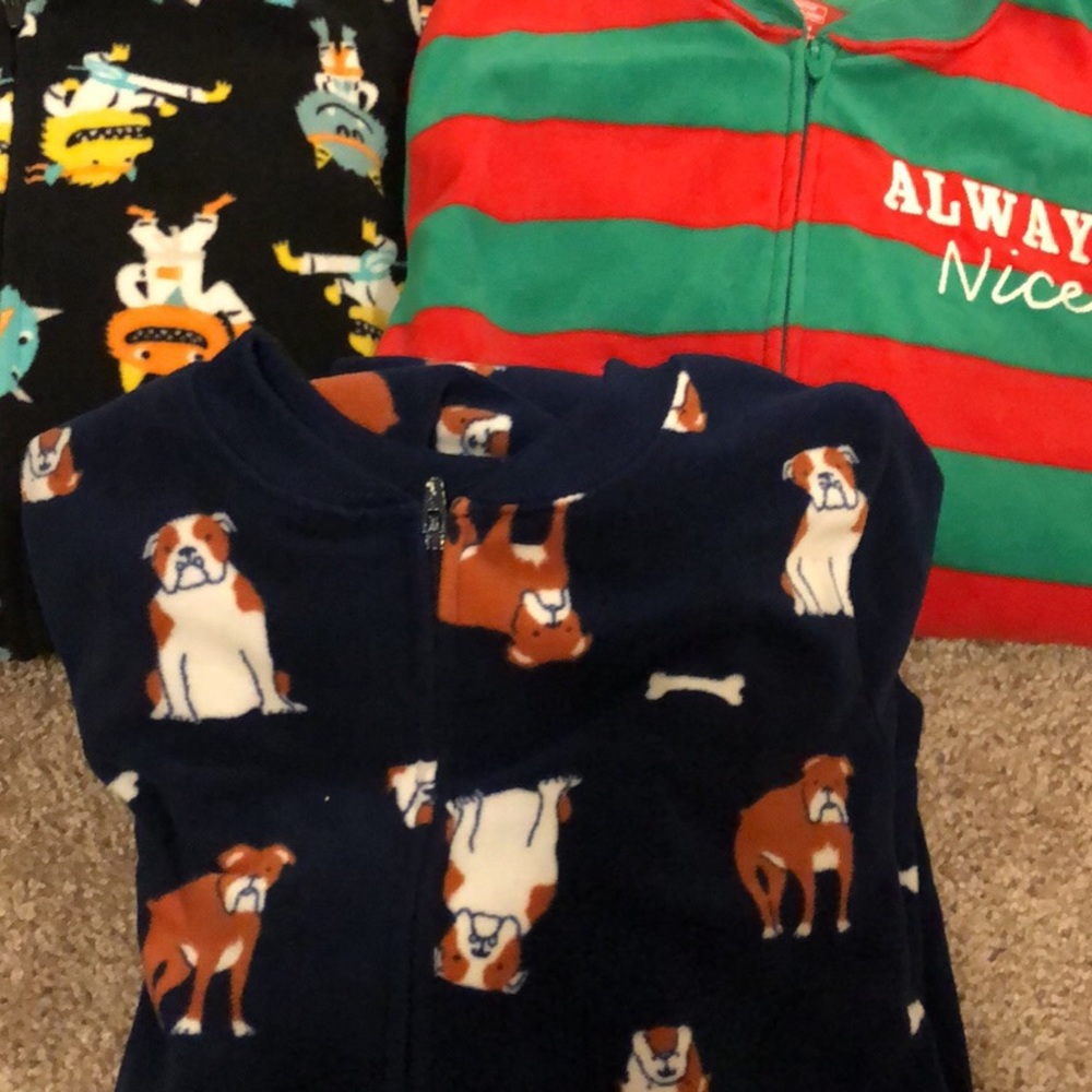 Bundle of 3 fleece pjs